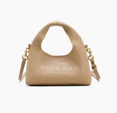The micro crossbody sack camel